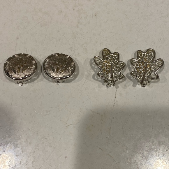 Sarah Coventry Vintage Clip On Earrings, 2 Pair Silver - Picture 1 of 6
